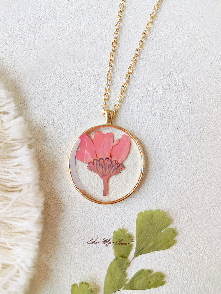 Zwavelchrysant, geperste bloemenketting