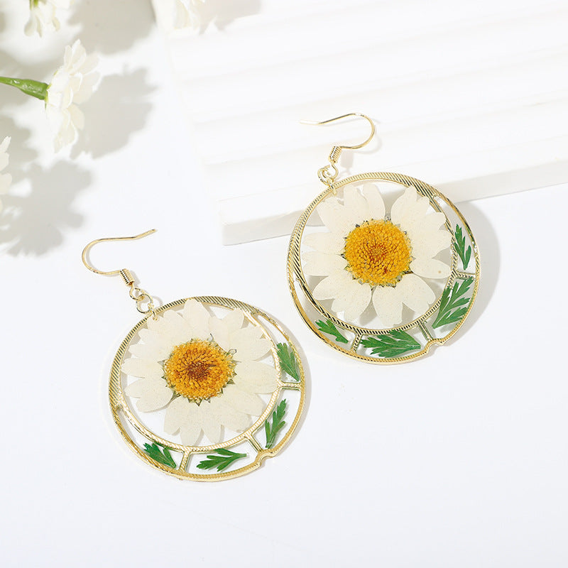 Epoxy Round White Crystal Chrysanthemum Earrings