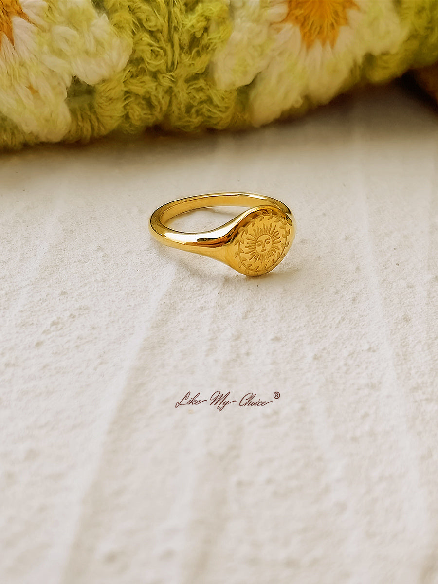 Prsten Love By The Moon Signet Boho Ring