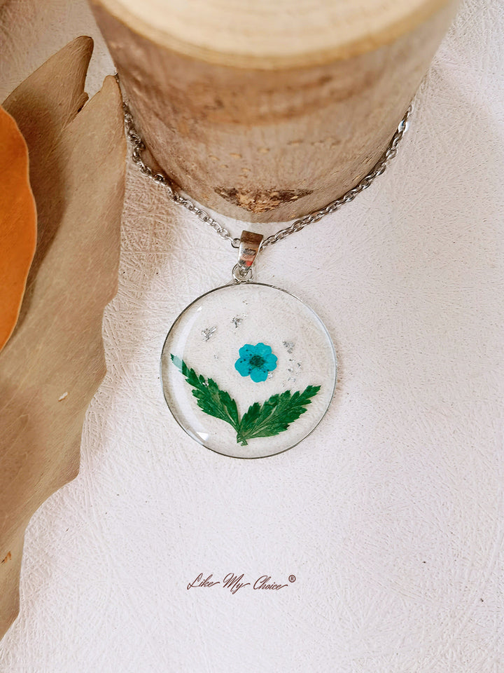 Captivating Blue Floral Elegance Necklace