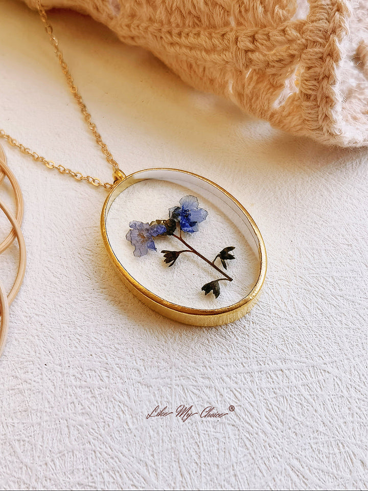 Colar de flores prensadas - Forget Me Not Flower Oval