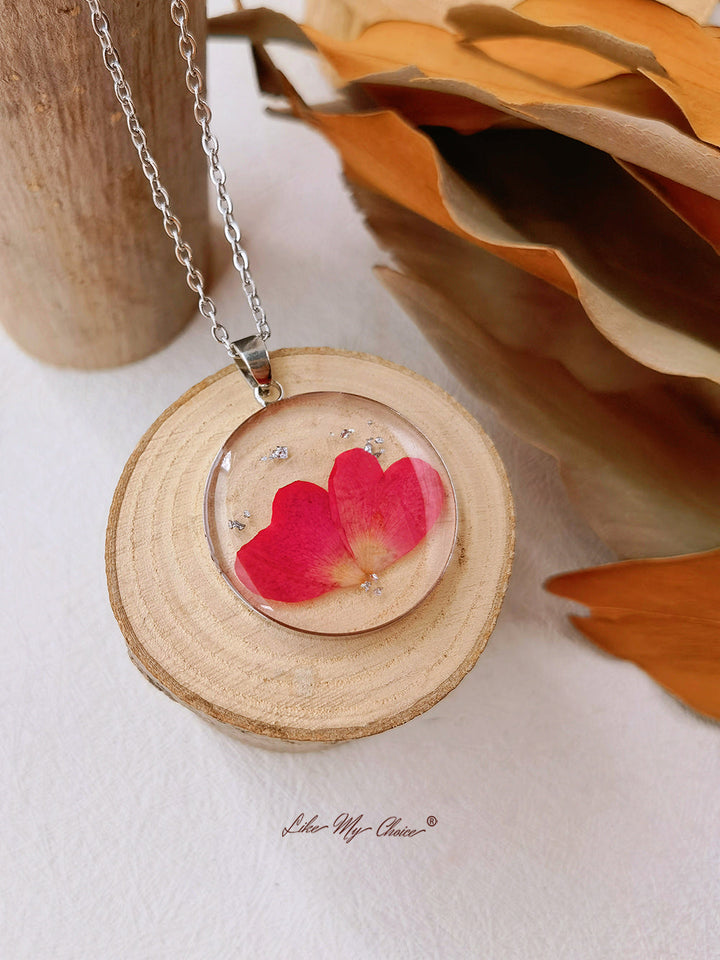 Collier "Heart's Embrace" (étreinte du cœur)