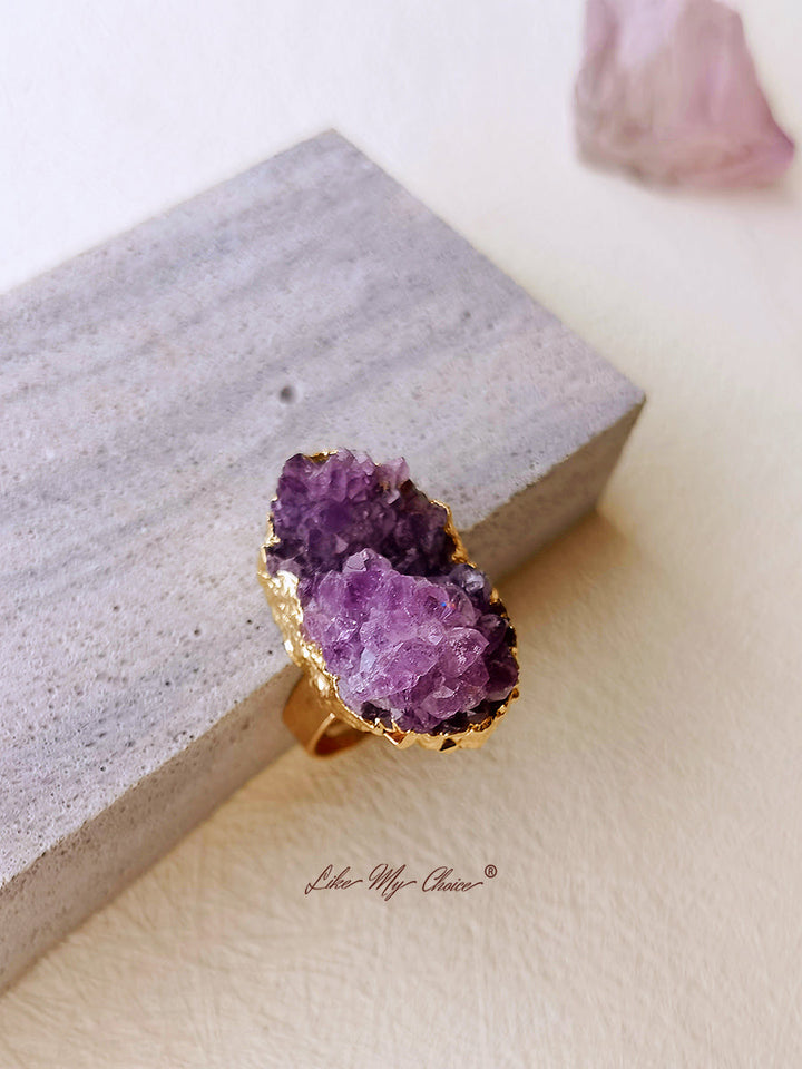 Goldplattierter Ring mit natürlichem Amethyst