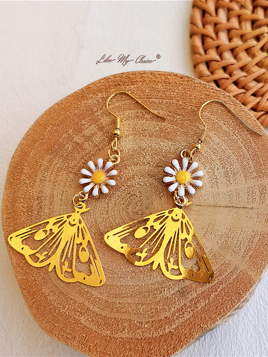 Kolczyki Daisy Gold Hollow Butterfly Drop Earrings