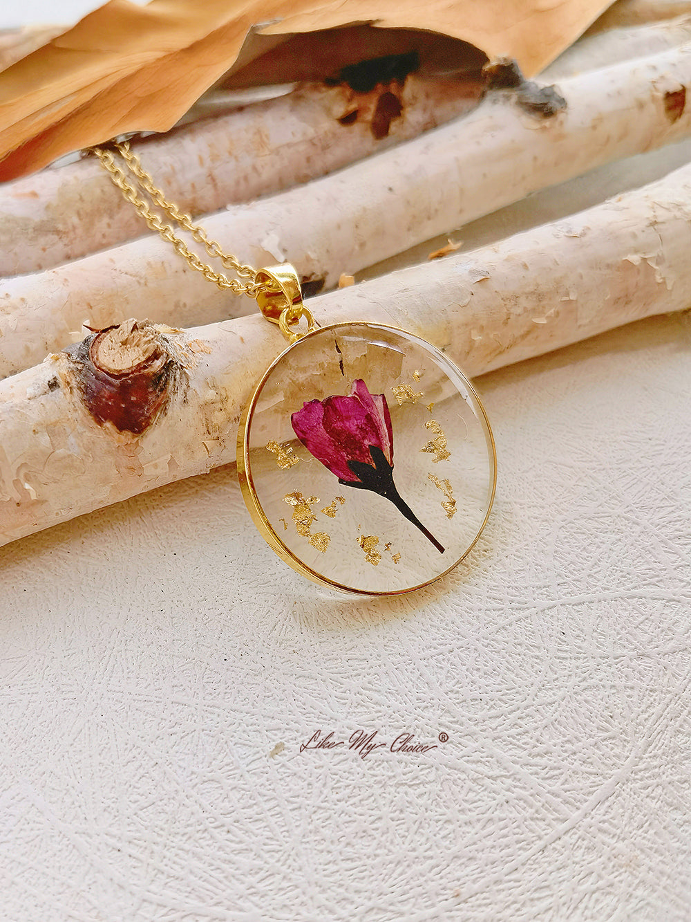 Collier de fleurs en résine : August Rose