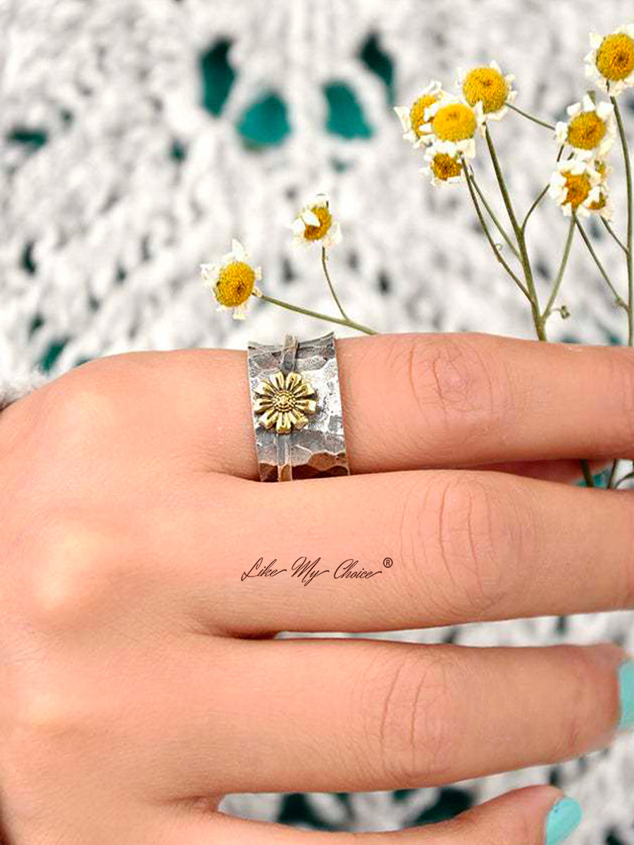 Vintage Daisy Flower Ring