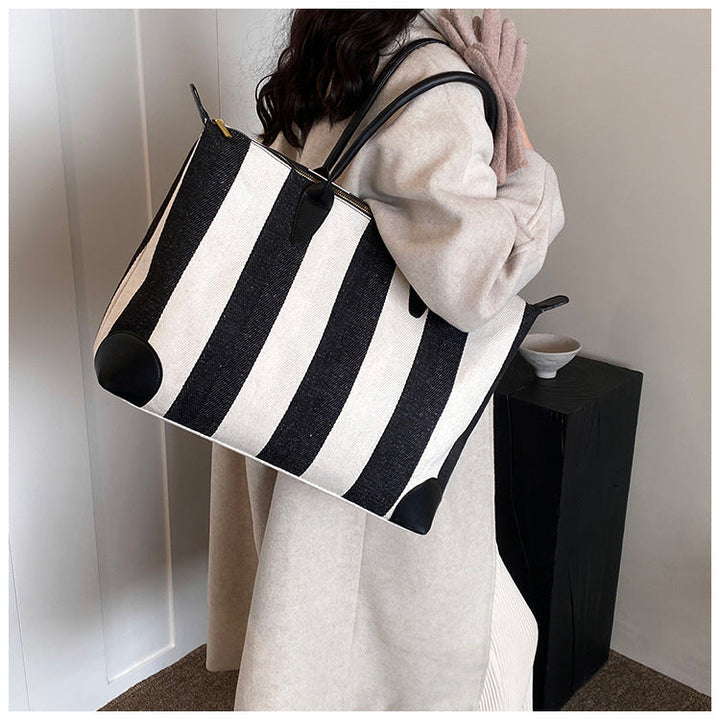 Moda Striped Commuter Tote sac