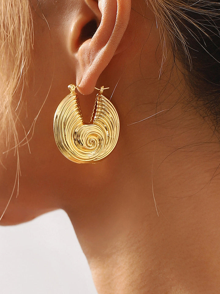 Retro Exagerated Design Conch Fan-Shaped Metal Ear Buckles