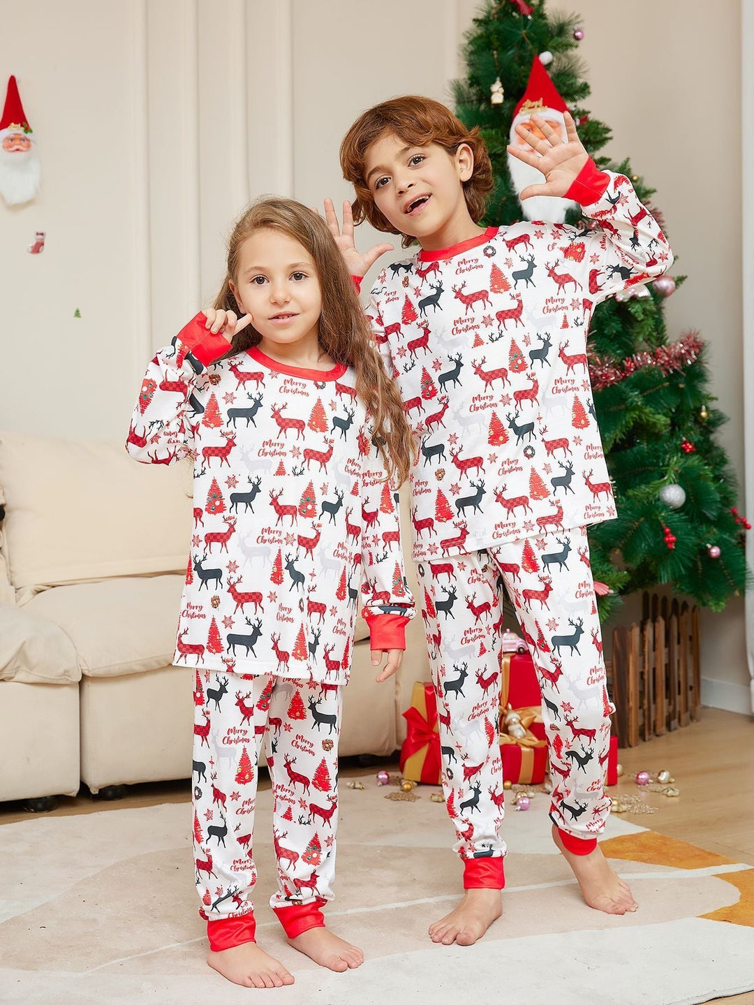 Pijama a juego con estampado de ciervos navideños Fmalily