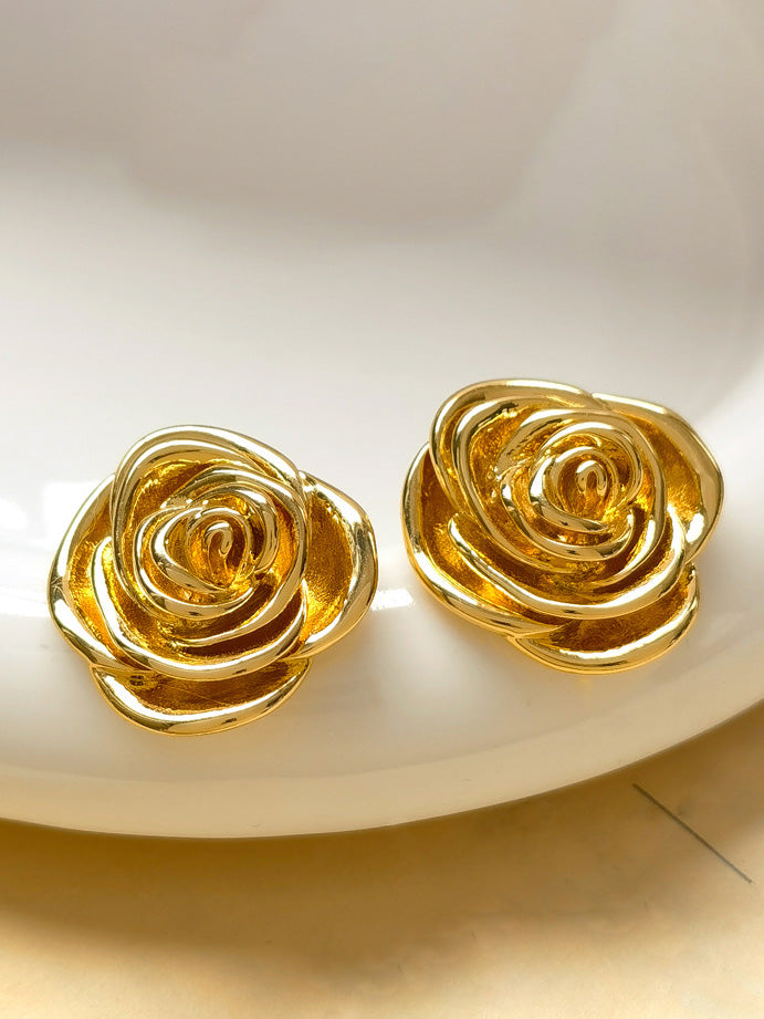 Boucles d'oreilles rétro à fleurs roses en trois dimensions