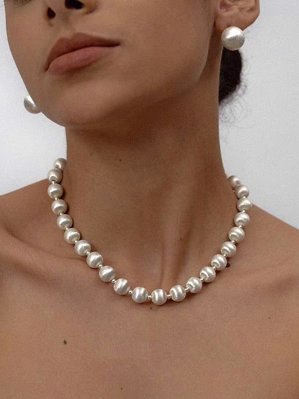 Collier de perles boules brossées lourdes