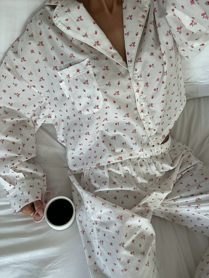 Small Floral Trousers And Pajama Set