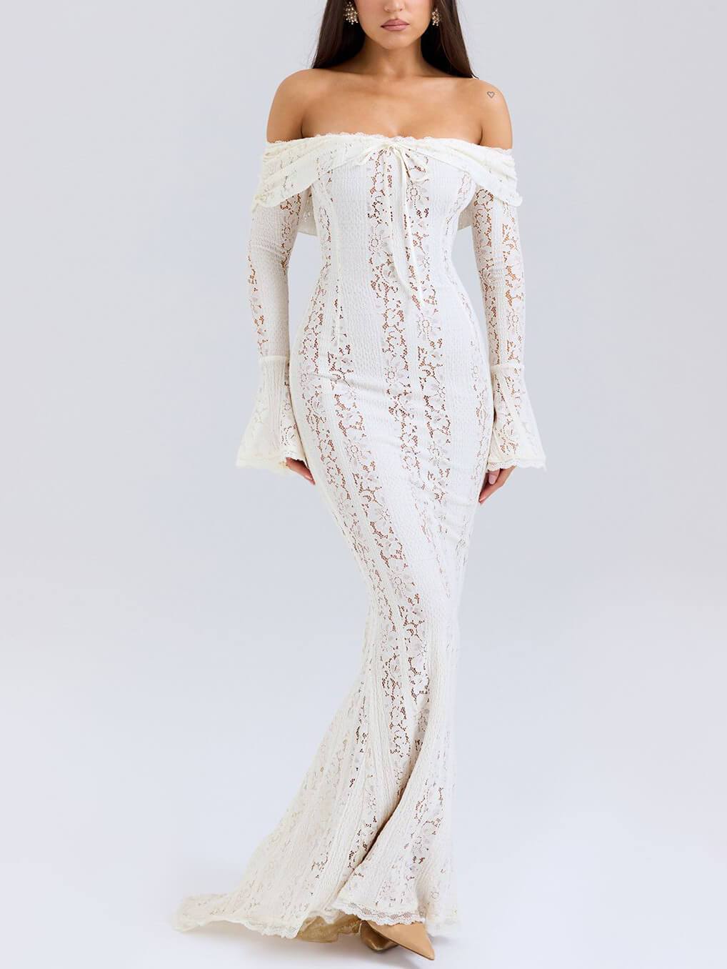 Elegant One Shoulder Lace Fishtail Maxi Dress