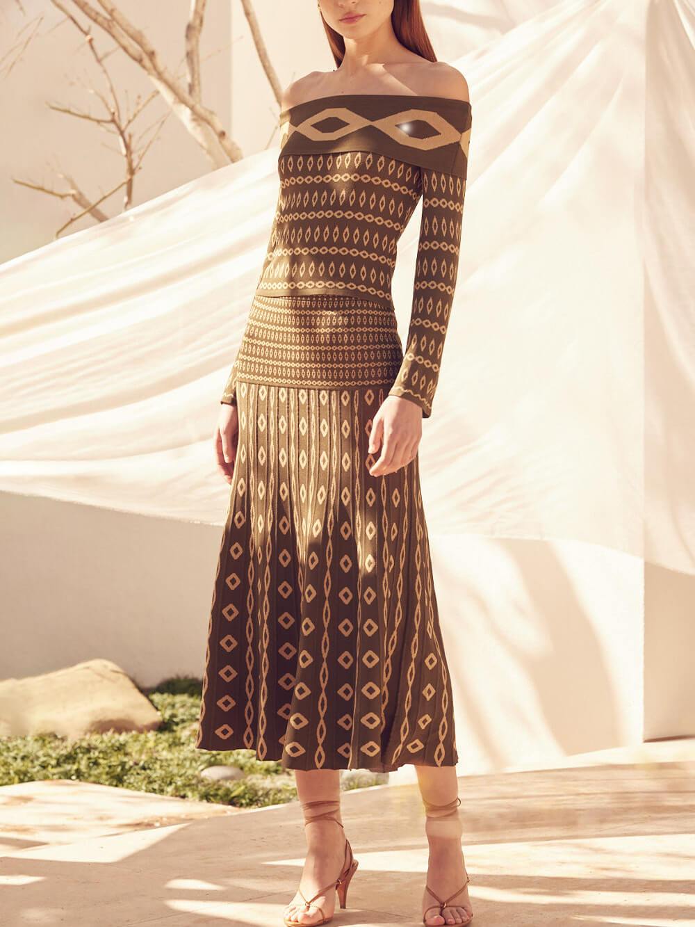 Sophisticated Geometric Jacquard Flared Pleated Skirt